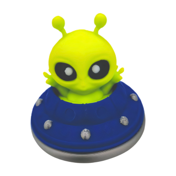 alien in ufo